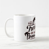 ヤシの木と塩風 – ビーチ愛好家 コーヒーマグカップ (左)