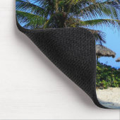 ヤシの木と海ビュームースのあるサンディビーチ マウスパッド (コーナー)