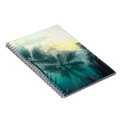 ヤシの木と葉を持つ熱帯ジャングルの風景 ノートブック (右側)