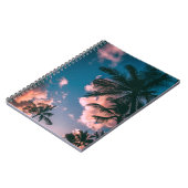 ヤシの木の低角写真 ノートブック (左側)