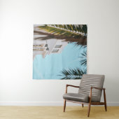 ヤシの木の白いコンクリート建物 タペストリー (インサイチュ(横))