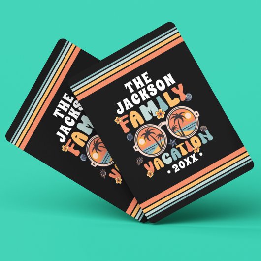 ヤシの木サングラスのレトロな家族の休暇のグルービー トランプ