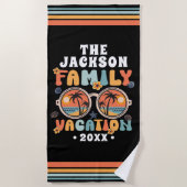 ヤシの木サングラスのレトロな家族の休暇のグルービー ビーチタオル (正面)