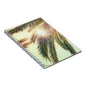 ヤシの木、ヴィンテージ調色の空。 ノートブック (右側)