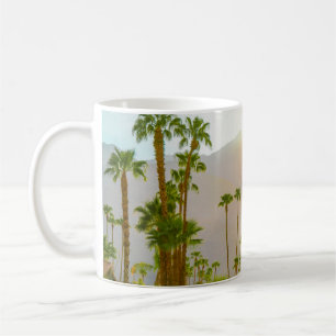 ヤシ春の日没、山とヤシの木 コーヒーマグカップ