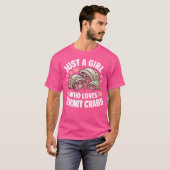ヤツガニのヤツを愛する女の子だけ Tシャツ (正面フル)