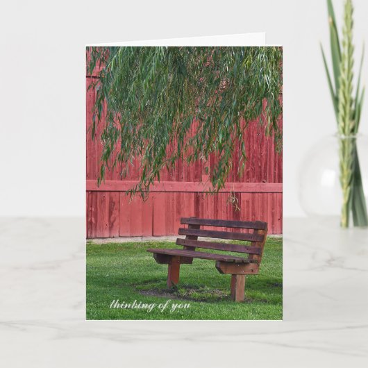 ヤナギの木の下の空のベンチ カード (正面)