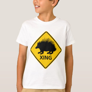 ヤマアラシの交差のハイウェーの印 Tシャツ