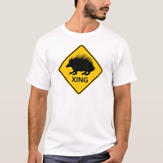 ヤマアラシの交差のハイウェーの印 Tシャツ (正面)