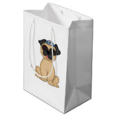 ヤムルカが付いているユダヤ人の休日かわいいベージュパグ ミディアムペーパーバッグ (裏面アングル)