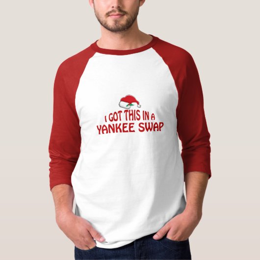 ヤンキースワップギフト – Santa Hat Tシャツ (正面)