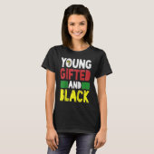 ヤングエドと黒人のアフリカプライド 黒人歴史月間 モノクロ Tシャツ (正面フル)