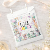 ヤングワイルドアンドスリーサファリアニマルガール誕生日 フェイバーバッグ (クリップ留めされた状態)