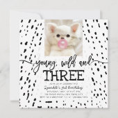 ヤングワイルドスリーサファリアニマルプリント誕生日 招待状 (正面)