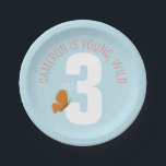 ヤングワイルドスリーズ誕生日 ペーパープレート<br><div class="desc">この可愛いパーティープレートは、手の水玉模様パターンを備え図解入りの、写真付きのて自然をテーマにした誕生日パーティインスパイア、赤ちゃんシャワーや屋外お祝いに自然の魅力を追加する。</div>