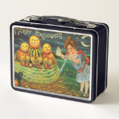 ヤング・ウィッチの醸造: マジック祭壇のカボチャの男たち メタルランチボックス (裏面)