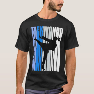 ヤング・ガールズ空手をテーマにした誕生日練習クール Tシャツ