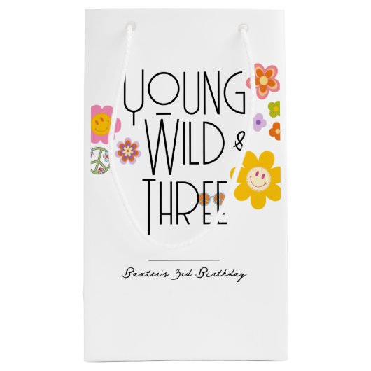 ヤング、ワイルド、および3 |誕生日抱き枕 |スマイル スモールペーパーバッグ (裏面)
