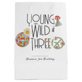 ヤング、ワイルド、および3 |誕生日抱き枕 | Boho ミディアムペーパーバッグ (裏面)