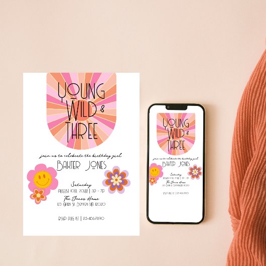 ヤング、ワイルド、および3 |誕生日招待状 |ピンク 招待状