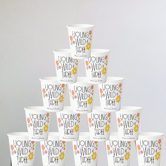 ヤング、ワイルド、および3 | Kid誕生日カップ |スマイル 紙コップ