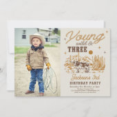 ヤング ワイルド アンド スリー ウェスタン バースデー フォト 招待状 (正面)