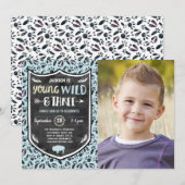 ヤング ワイルド アンド スリー 3歳の誕生日パーティーの写真 招待状 (正面/裏面)