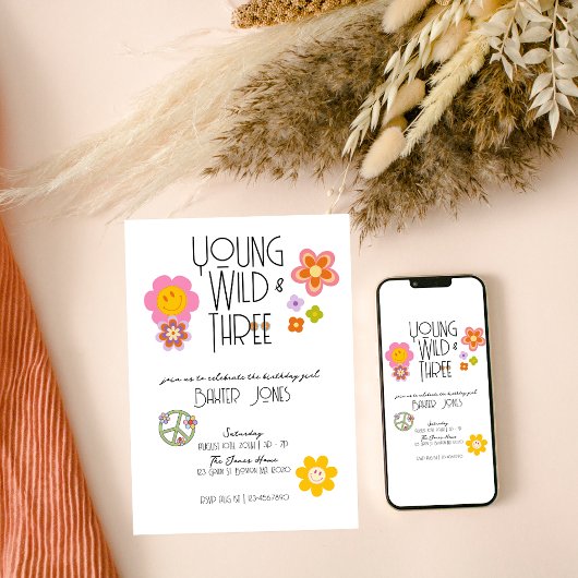 ヤング ワイルド アンド スリー | 3歳の誕生日招待状 | スマイル 招待状