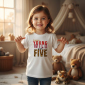 ヤング ワイルド アンド ファイブ レパード バースデー 幼児Tシャツ トドラーTシャツ