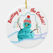 ヤーンの雪だるまの編み物針のクリスマスのオーナメント セラミックオーナメント (裏面)