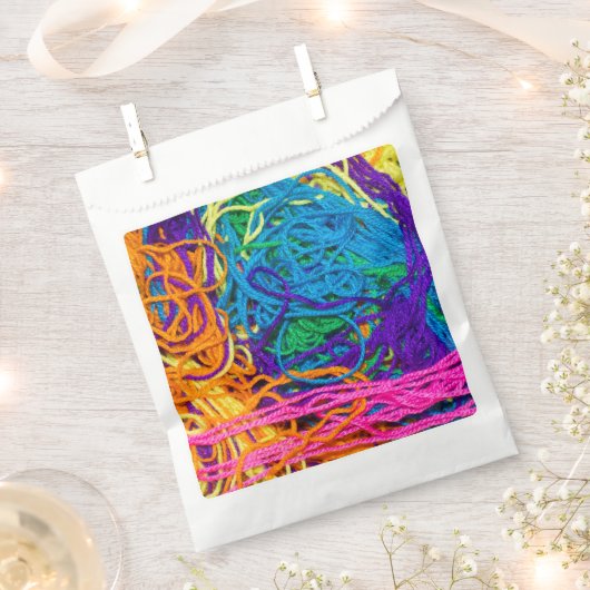 ヤーンタングルズクロチェットと編み物写真50パック フェイバーバッグ (クリップ留めされた状態)