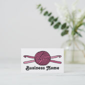 ヤーン及びかぎ針編みホックのピンクの球 名刺 (スタンド正面)