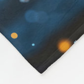 ユキヒョウの威厳のある冬の青い目の捕食者 フリースブランケット (角)