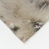 ユキヒョウの抱擁 フリースブランケット (角)