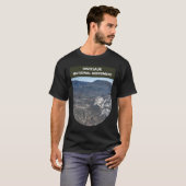 ユタの恐竜の記念碑 Tシャツ (正面フル)
