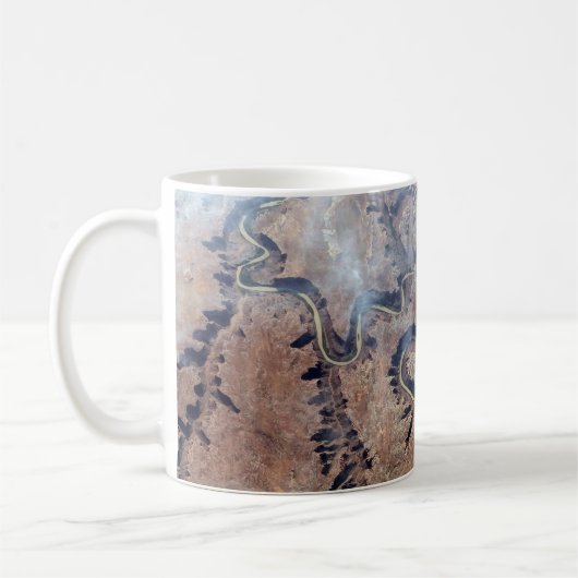 ユタの緑の川とその支流の峡谷 コーヒーマグカップ (左)