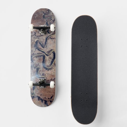 ユタの緑の川とその支流の峡谷 スケートボード (正面)