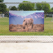ユタの野生の馬の星の下のオニキーの旗 横断幕 (インサイチュ)