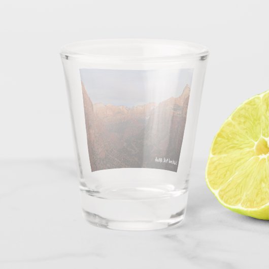 ユタ州キャニオンオーバーフローズオン国立公園 ショットグラス (裏面)