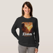 ユタ州キャンプ Zion+National+Park 探検 ハイキング Tシャツ (正面フル)