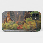 ユタ州ザイオン国立公園のナローズトレイル入口近くのヴァージン川沿いの紅葉 Case-Mate iPhoneケース (裏面(横))