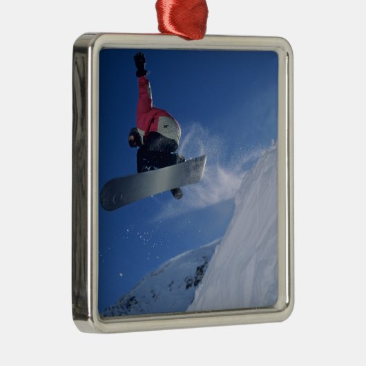 ユタ州スノーバードリゾートのスノーボード メタルオーナメント (右)