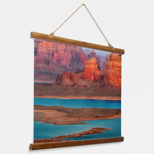 ユタ州ドミニグエズビュッテ&レイクパウエル 吊り下げ型タペストリー (傾斜あり)