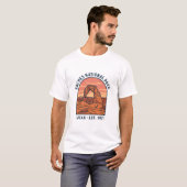 ユタ州砂漠公園のビンテージ デザイン、デリケート・アーチ Tシャツ (正面フル)