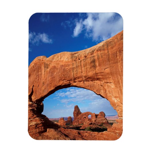 ユタ州、 アーチーズ国立公園、Turret Arch 2 マグネット (縦)