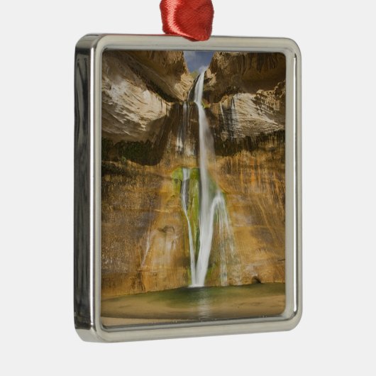 ユタ州、グランド階段エスカランテNM、下部カーフ メタルオーナメント (右)