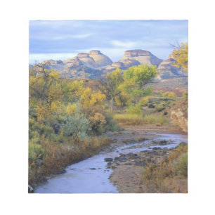 ユタ米国秋の日の出時の楽しい入り江。 ノートパッド