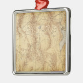 ユタ メタルオーナメント (左)