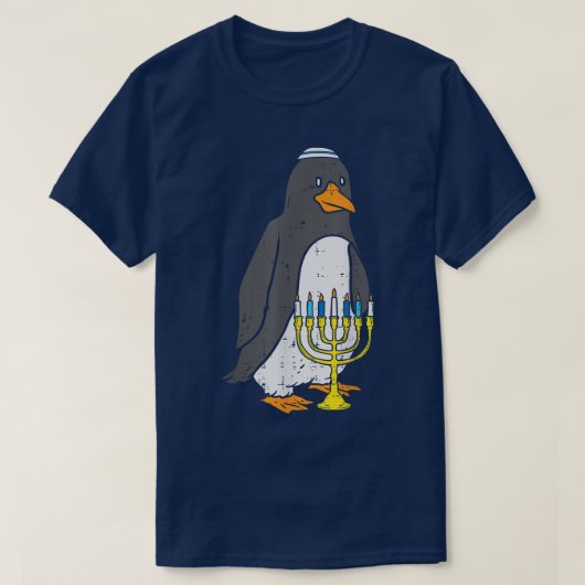 ユダヤ人ペンギン（ユダヤ教）メノラーアニマルハヌッカパジャマスチャ Tシャツ (デザイン正面)