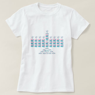 (ユダヤ教)メノラーピンク及びティール(緑がかった色)! Tシャツ